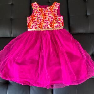 Beautiful girls 9-10y dress